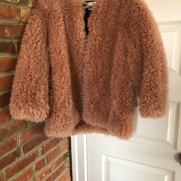 MANGO Pink Faux Fur Jacket NWT - Picture 4 of 7